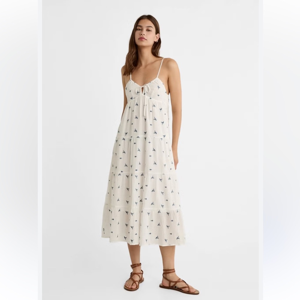 White and Blue  Dress - Picture 2 of 6